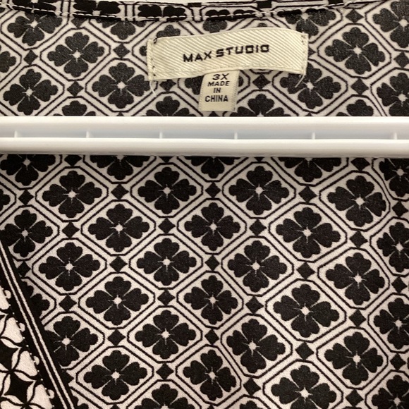 Ladies Max Studio top,X large. - Picture 3 of 5